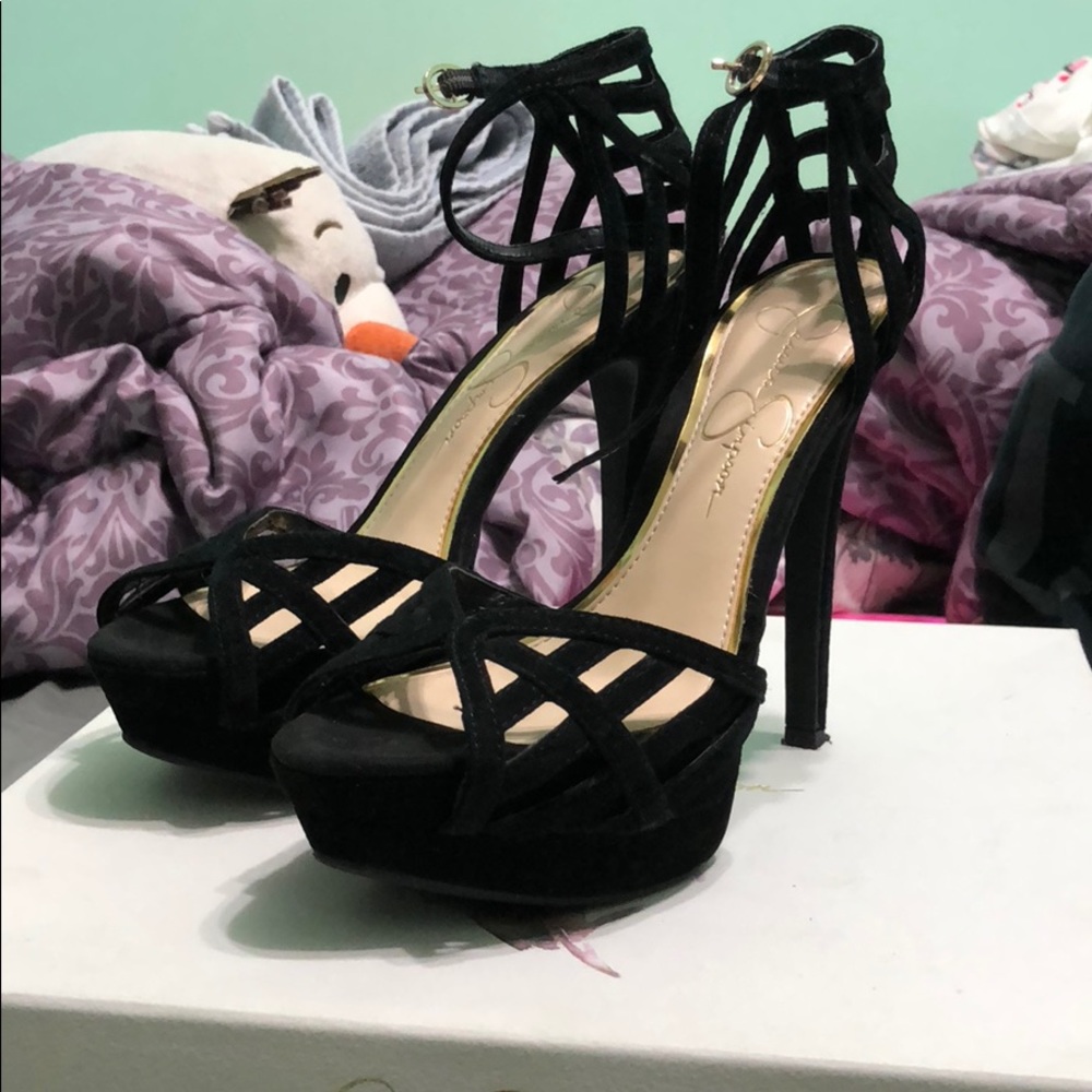 Black High Heels; Brand: Jessica Simpson